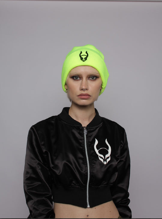 FOLDED BEANIE METAL LOGO