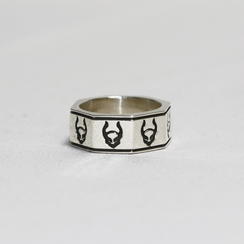 BOLT RING