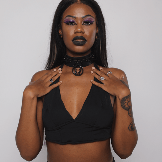 SPIKED LOGO COLLAR