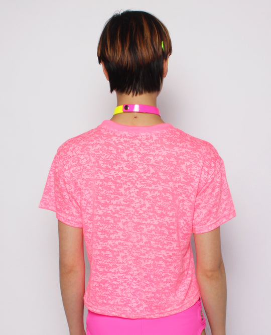 EASY CROP TEE NEON BUTTERFLY
