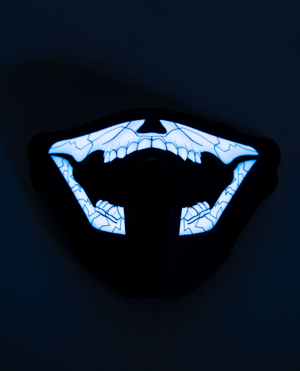 SKULL TOOTH RECHARGEABLE MASK