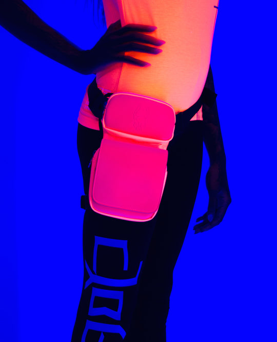 BELT BAG.