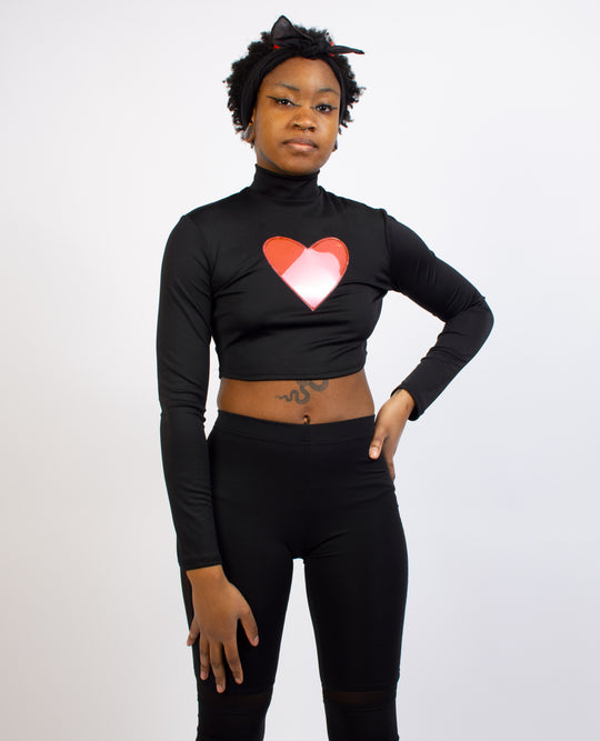 LUVA CROP L/S TOP BLACK PINK FRONT