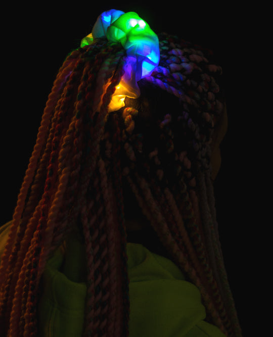 LIGHT UP SCRUNCHIE.