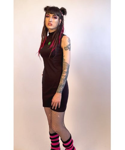 HI NECK DRESS GOTHIC EXO