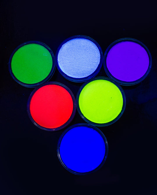 CYBERDOG GIANT NEON PALETTE.