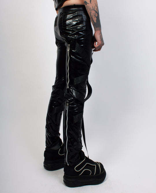 X BONDAGE MEGGING