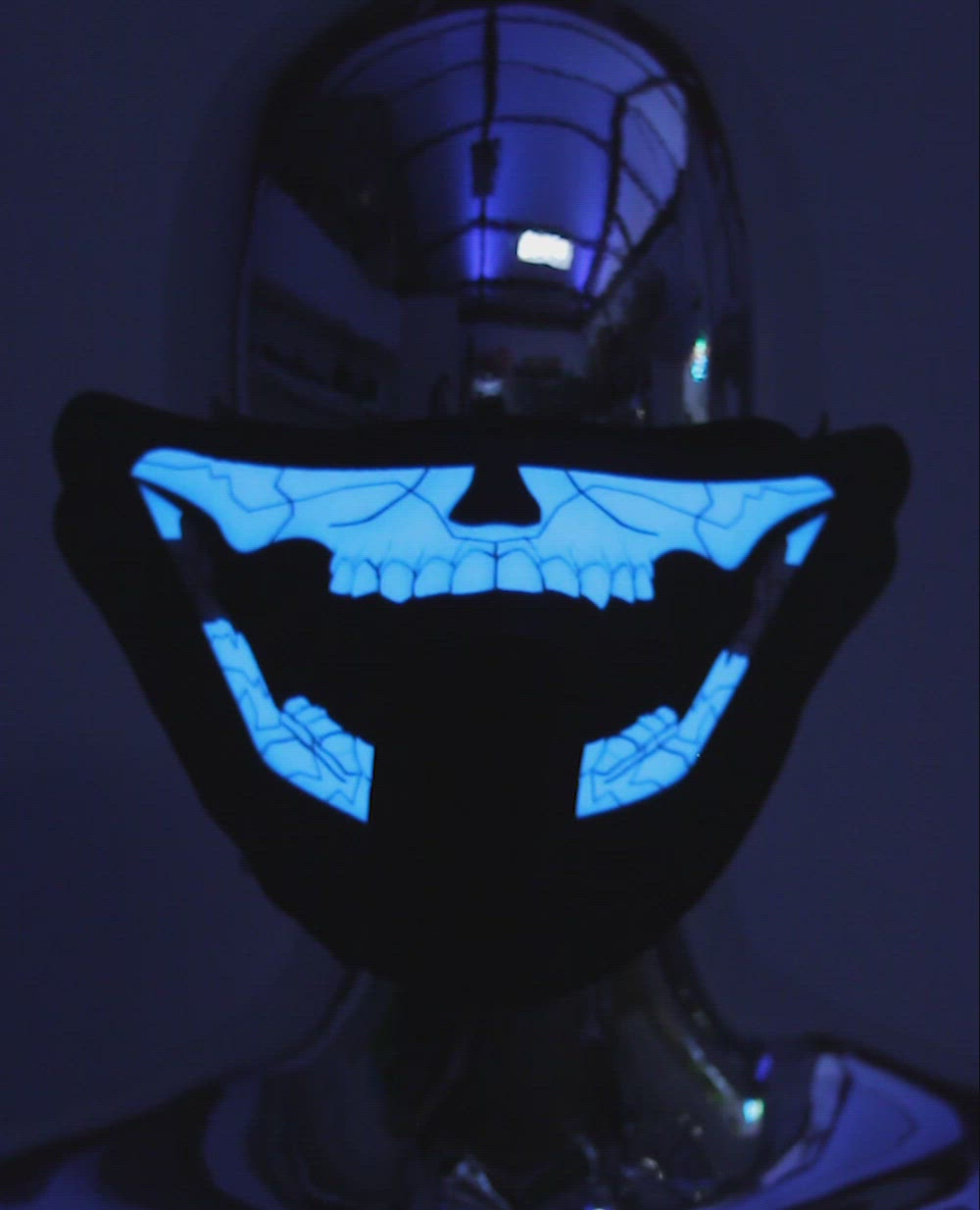 SKULL TOOTH RECHARGEABLE MASK