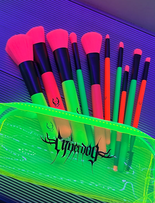CYBERDOG MAKEUP BRUSHES