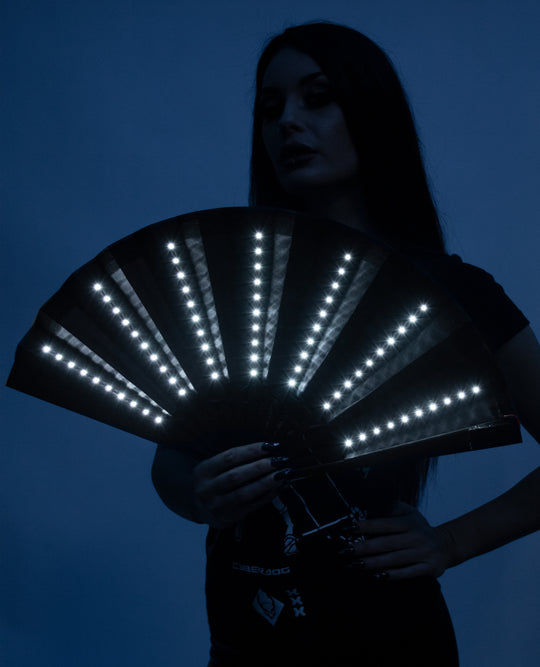 LIGHT UP FAN.