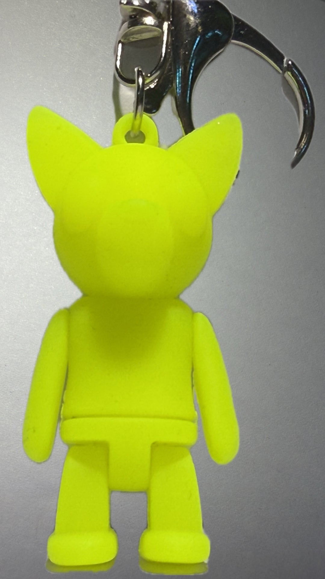CHI CHI KEYCHAIN