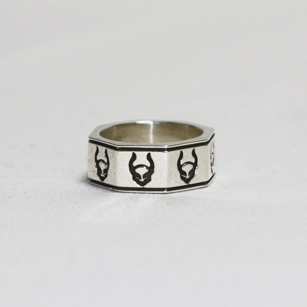 BOLT RING