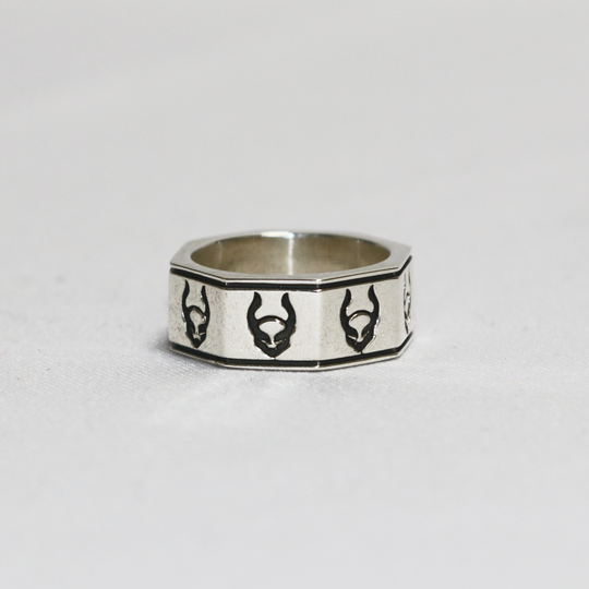 BOLT RING