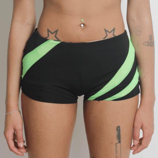 LASER HOT PANTS BLACK / GREEN