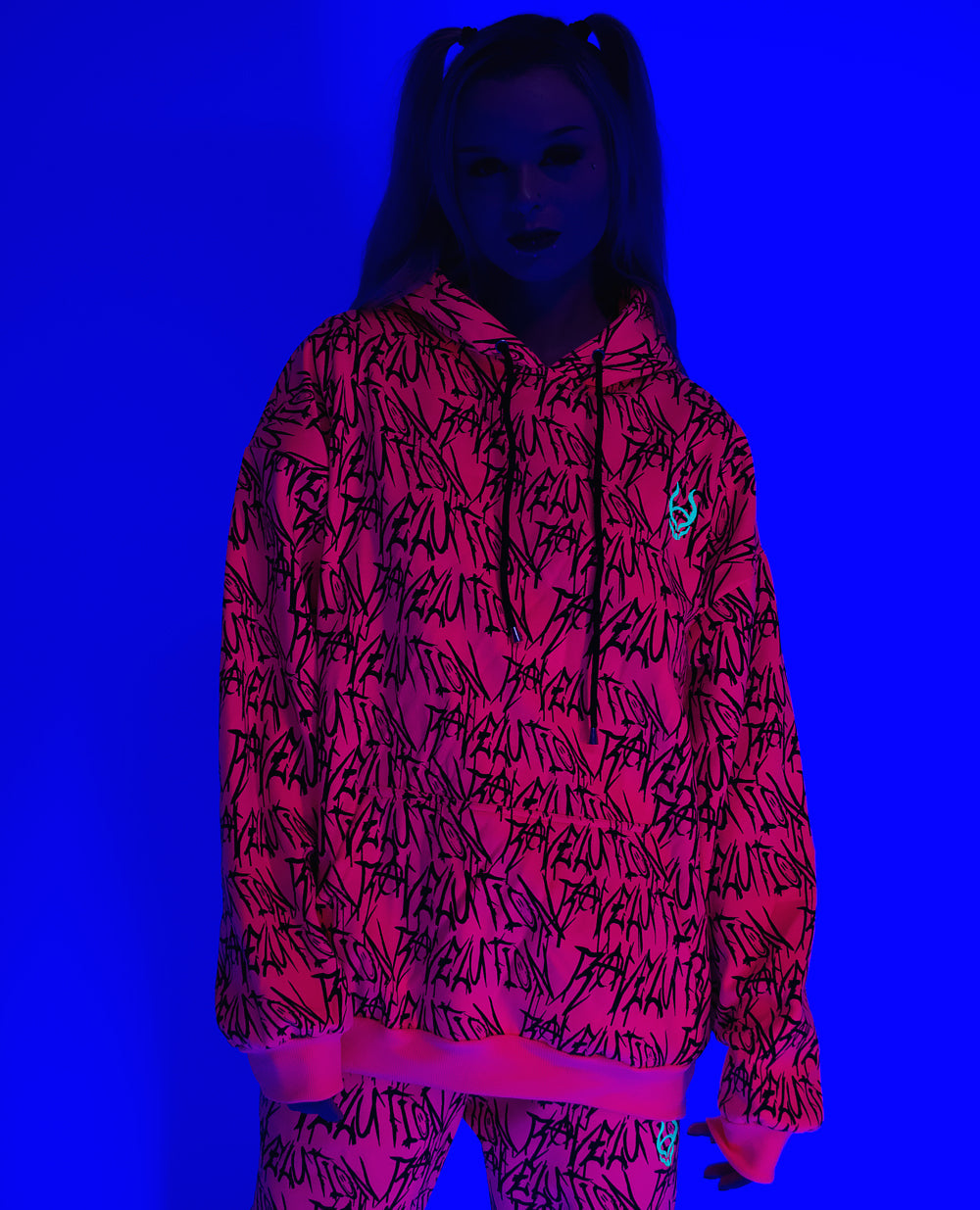 OVERSIZE RAVELUTION HOODY.