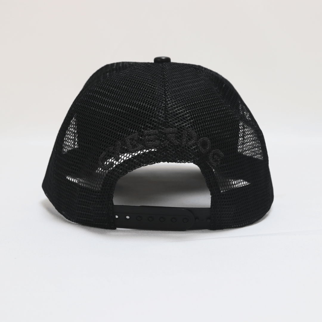 REFLECTIVE LOGO MESH TRUCKER CAP