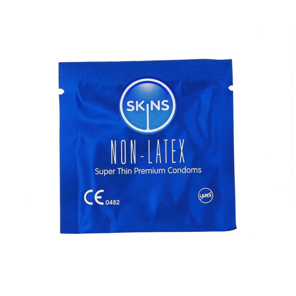 SKINS CONDOMS NON LATEX 4 PACK