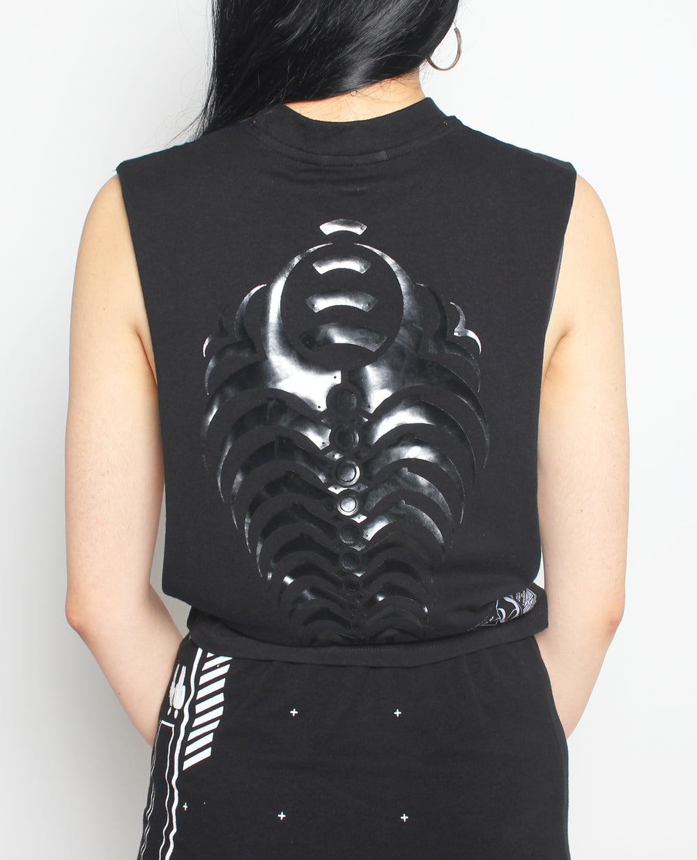 CUT OUT VEST BIOHAZARD