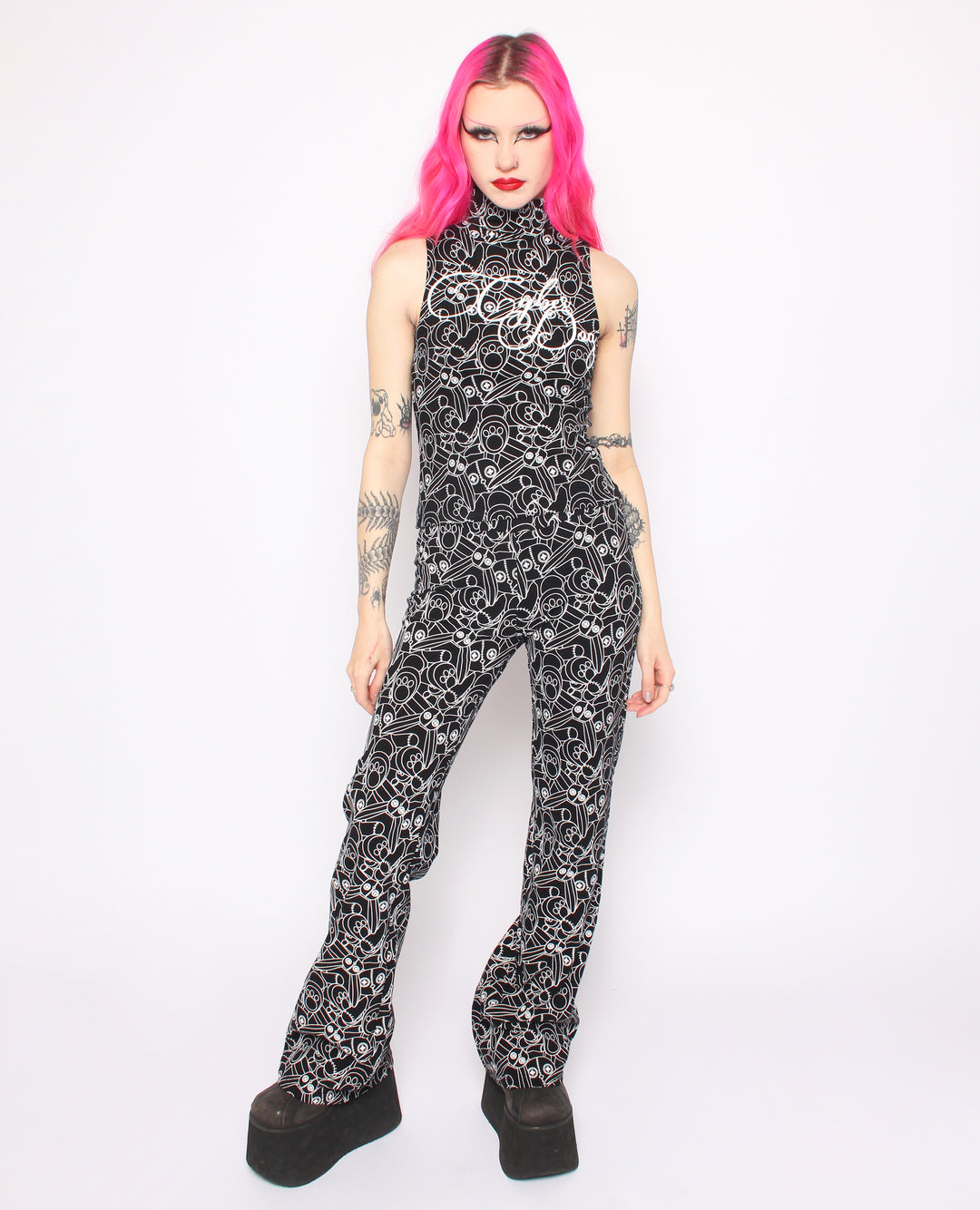 HIGH NECK VEST BUNNY BUSINESS