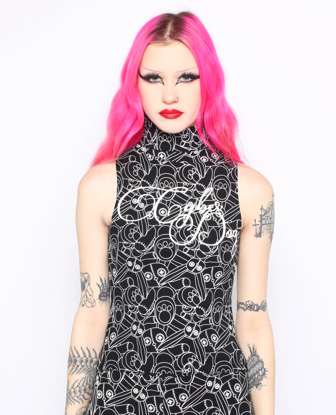 HIGH NECK VEST BUNNY BUSINESS