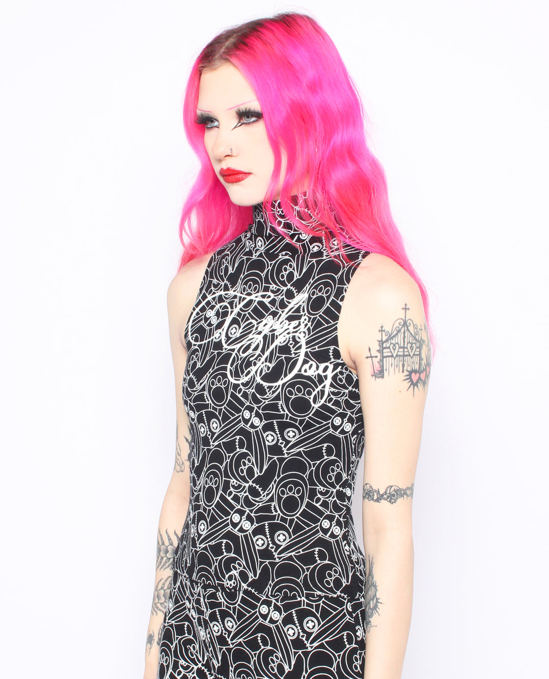 HIGH NECK VEST BUNNY BUSINESS