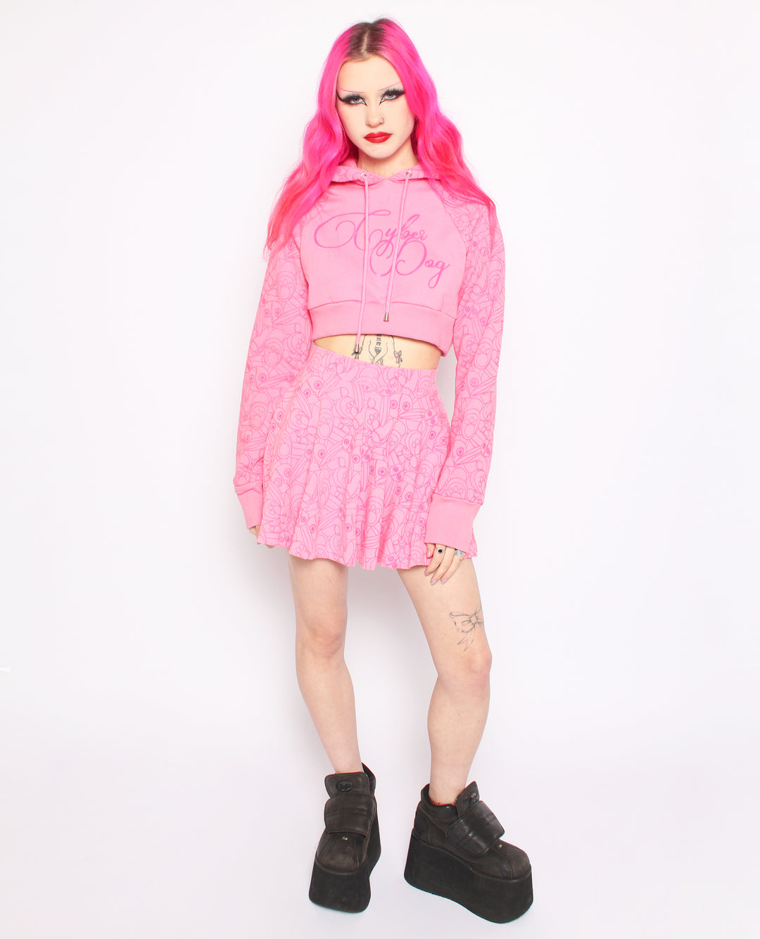 CROP HOODIE BUNNY BUSINESS