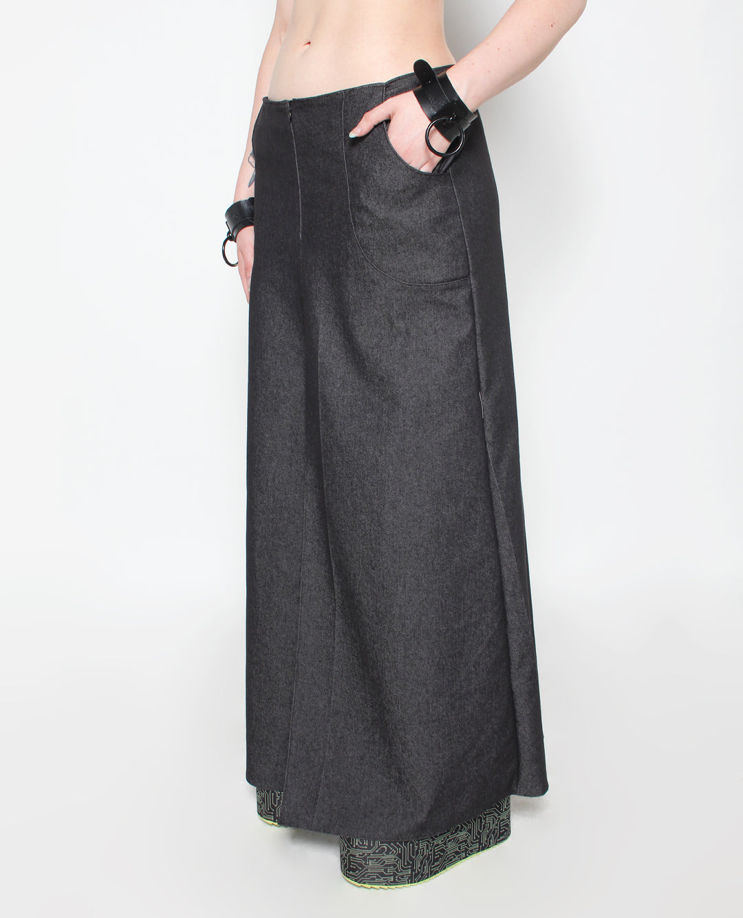 EXPOSER SKIRT BLACK DENIM