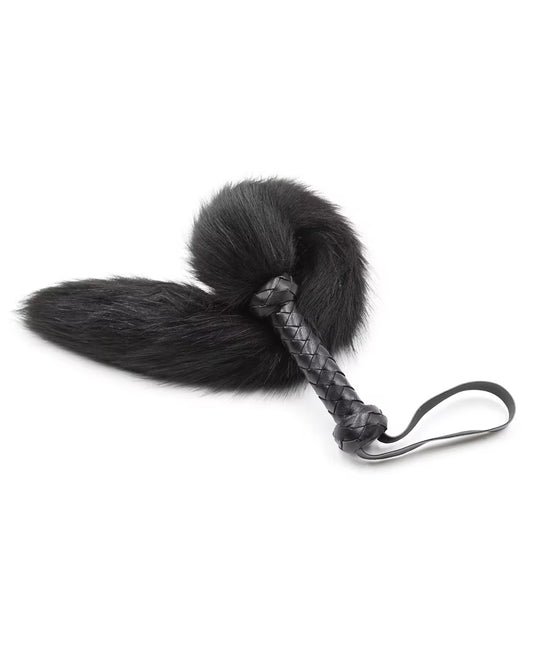 FUR TAIL WHIP
