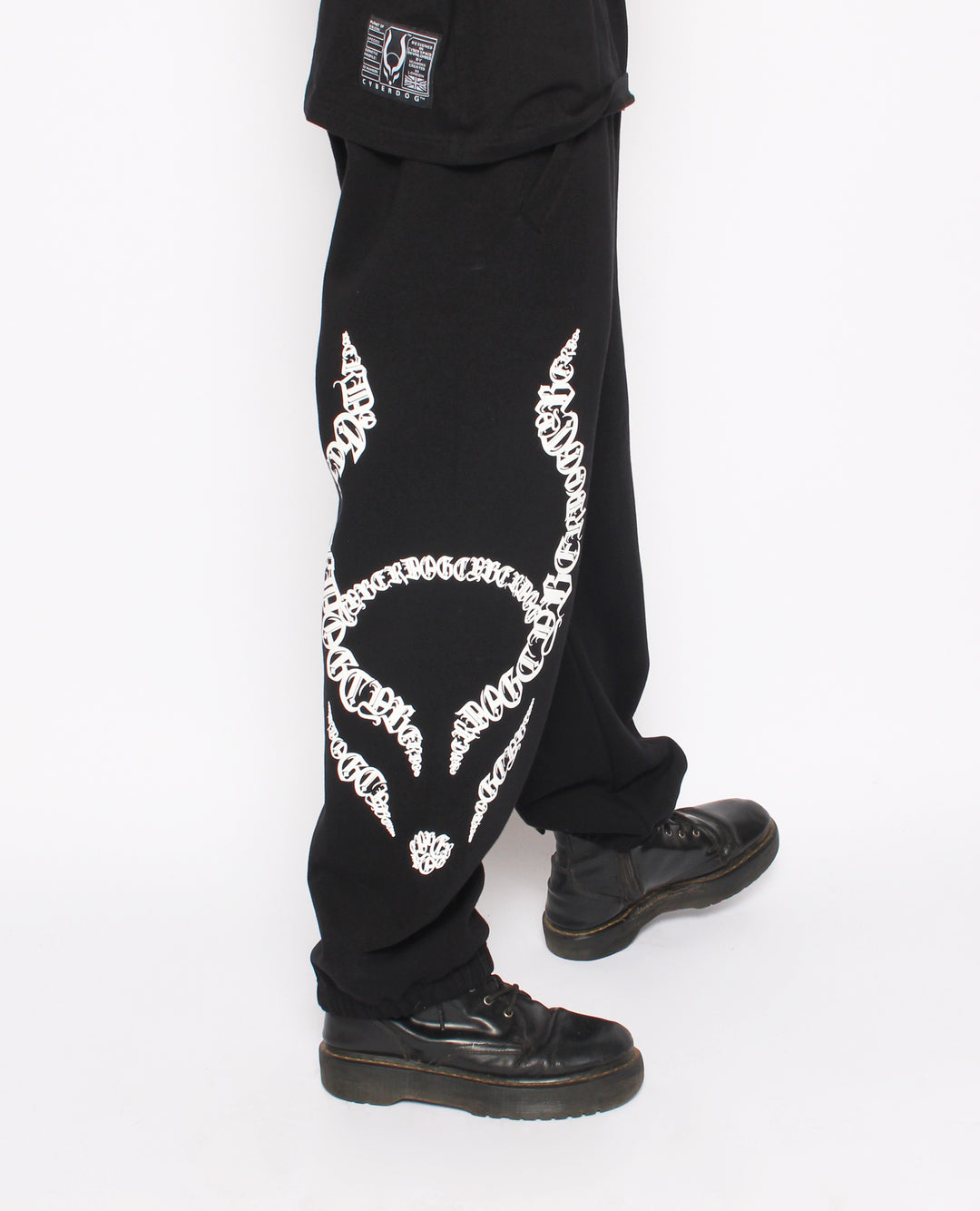 SUPERSIZE JOGGER CYBER GOTHICA