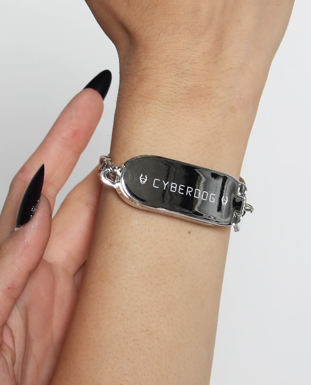 CYBERDOG LIP GLOSS BRACELET 01