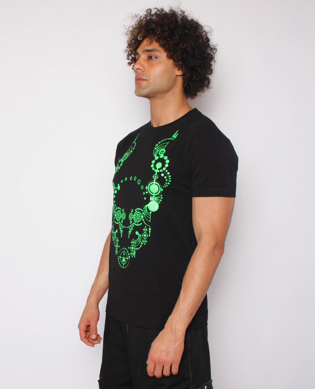 MENS ARRIVAL T-SHIRT