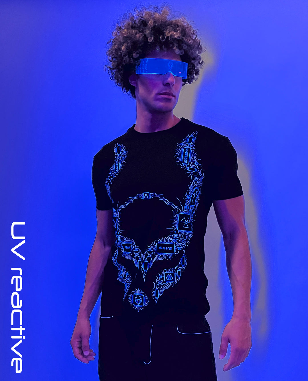 MENS MICROCHIP LOGO T-SHIRT