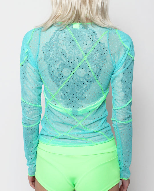PERFORATED CRISS CROSS MESH
