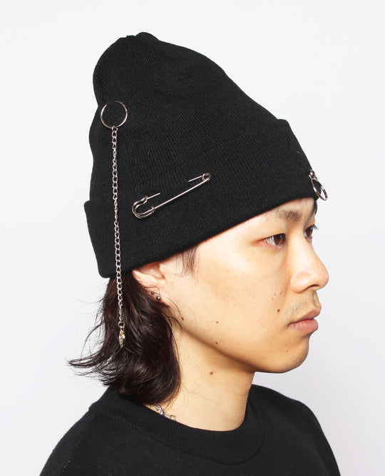 PIERCED BEANIE