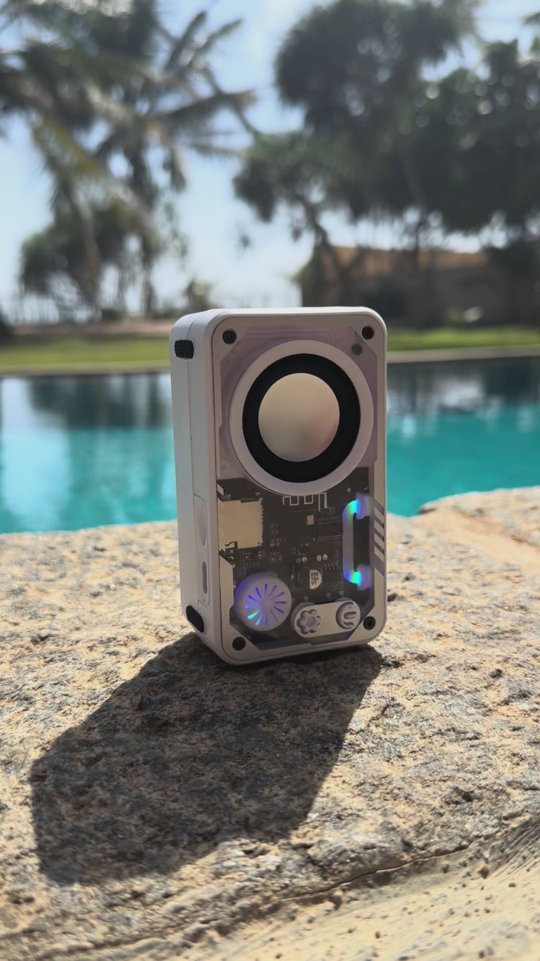 MINI BOOM BOX SPEAKER