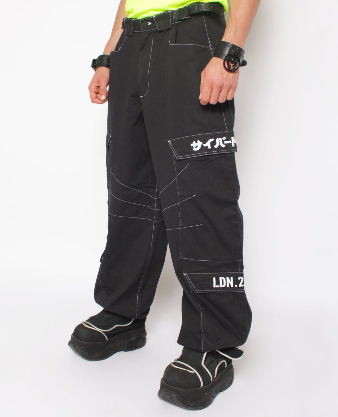 PROTON PANTS BLACK