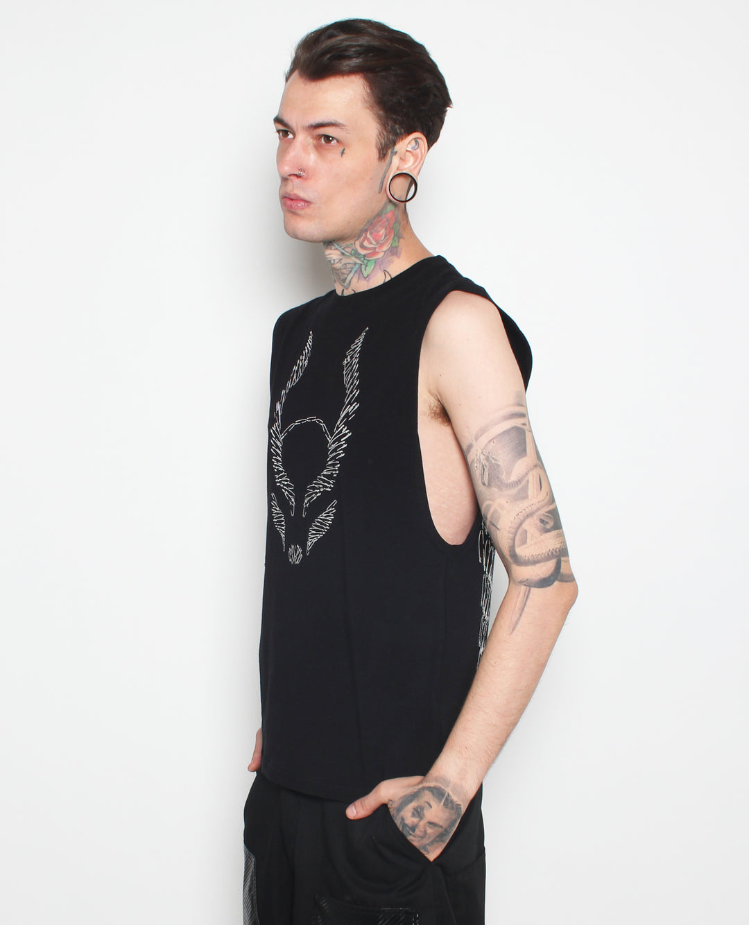 RAVE VEST PUNKTURE