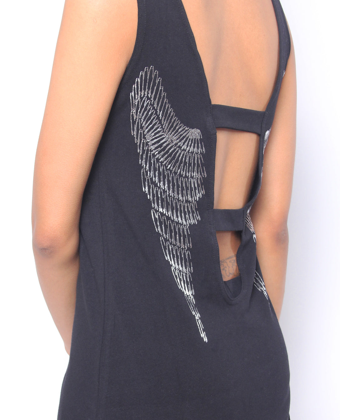 PUNKTURE WING VEST