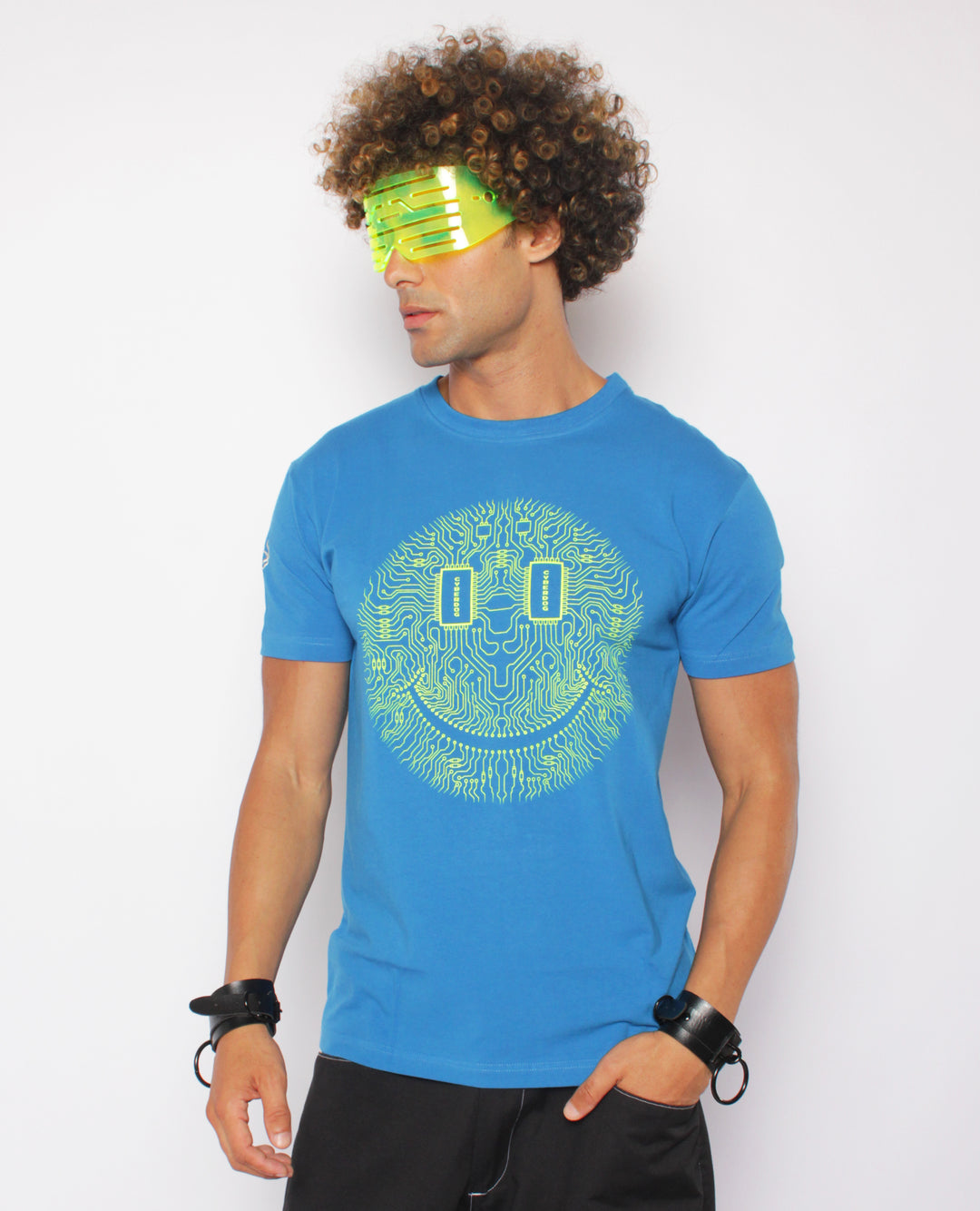 MENS MICROCHIP SMILEY T-SHIRT