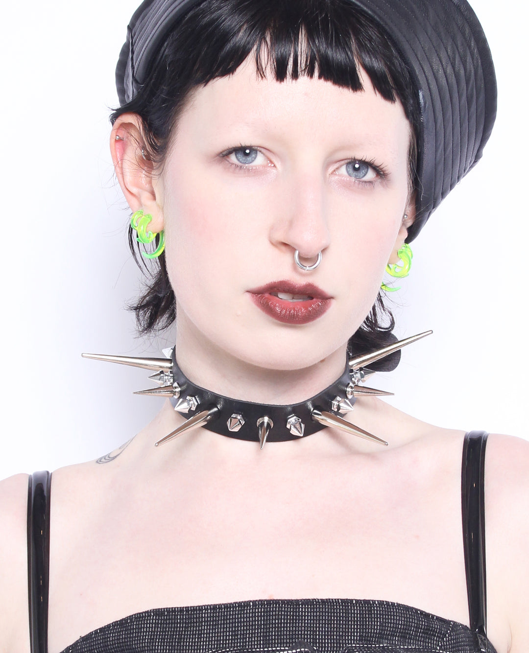 SPIKES & SCREWS COLLAR