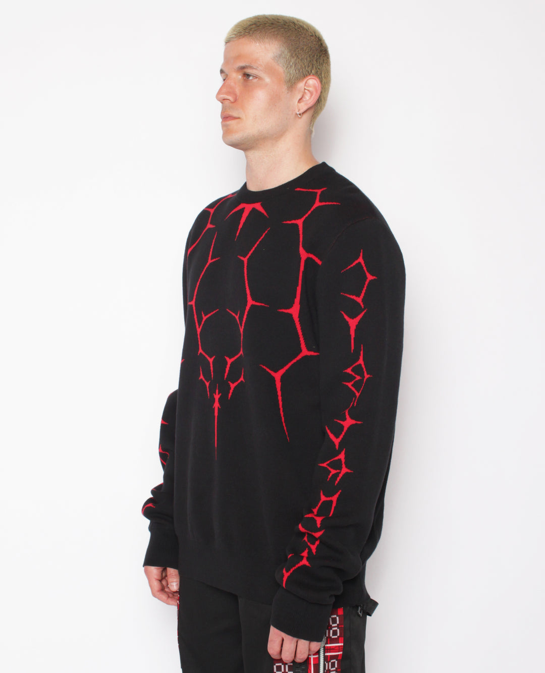 THORNS SWEATER