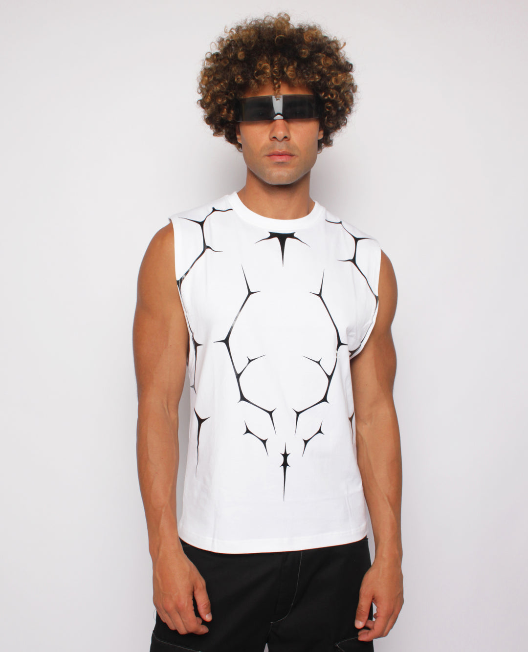 RAVE VEST THORNS LOGO