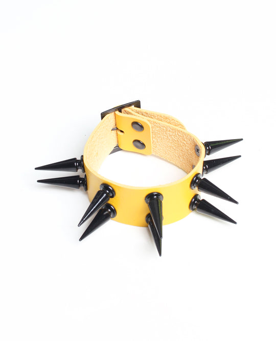 DOUBLE SPIKE CUFF ELECTRIC BANANA YELLOW