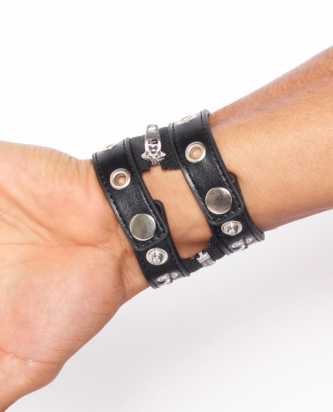 ZIP CUFF