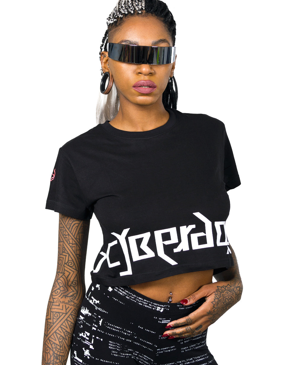 AMBIGRAM EASY CROP TEE.