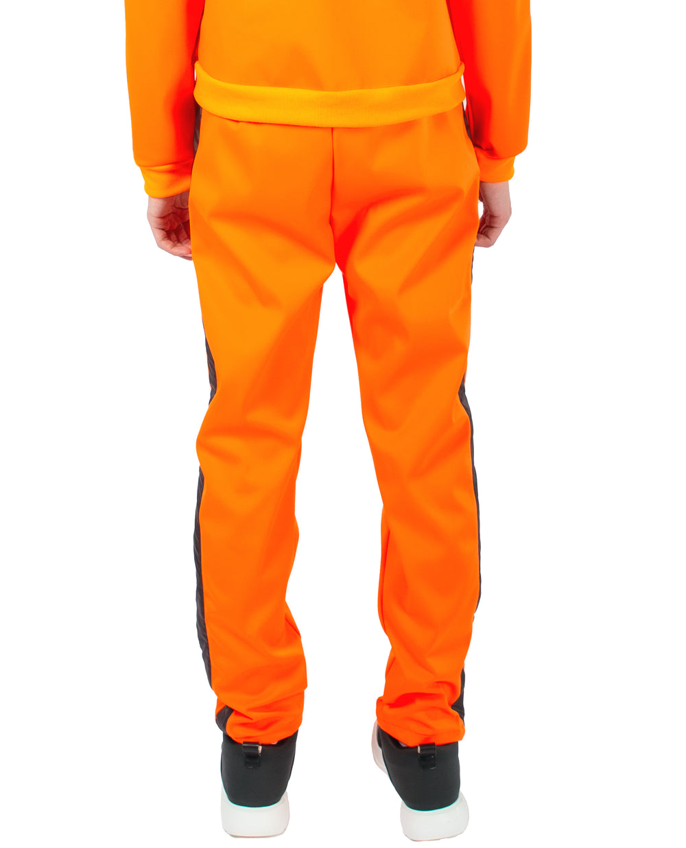 KINETIC PANTS.