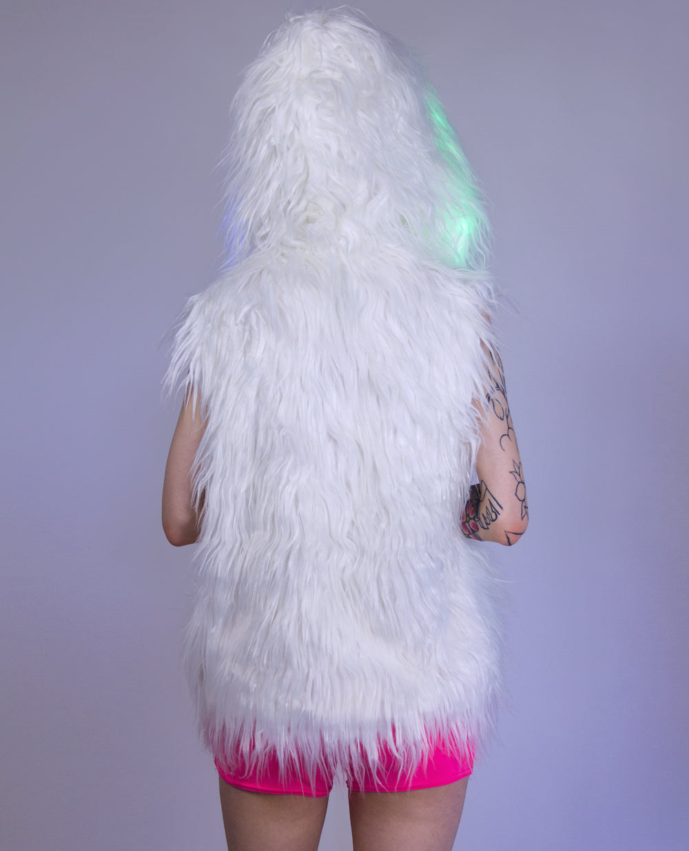 LIGHT UP FUR GILET SHORT.