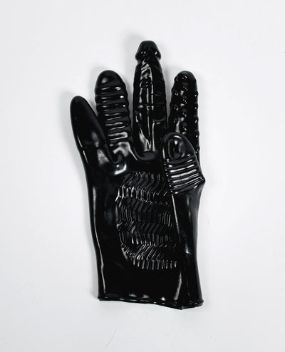 XXX PLEASURE GLOVE.