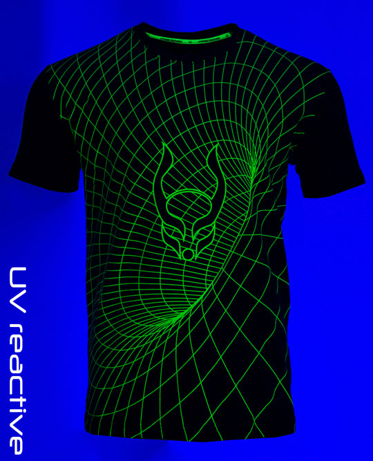 MENS WORMHOLE T-SHIRT.