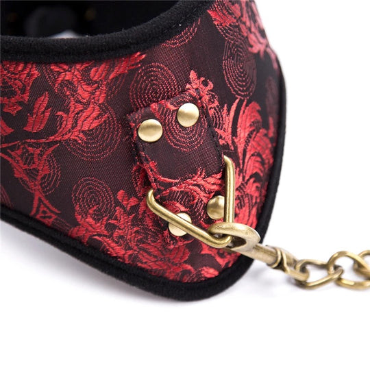 MADAME RED COLLAR & LEASH